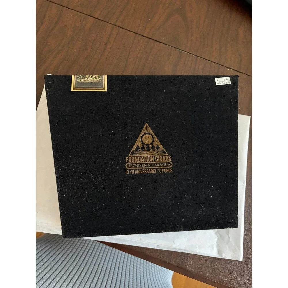 Foundation Cigar Anniversary Box
